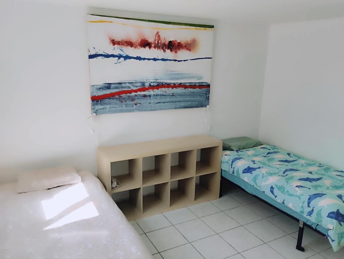 Beautiful Small Bungalow, Amazing Views And Garden 파마라 외부 사진